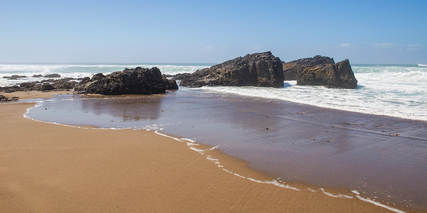 Enjoy the Cool Breeze of Beaches in Oregon